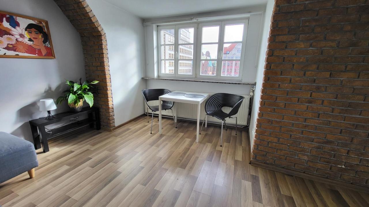 Prywatne Studio Dla 4 Osob Z Widokiem Na Rynek I Plac Solny! Вроцлав Экстерьер фото